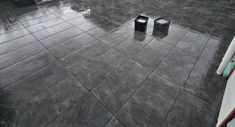 Binnen en buiten tegelwerk